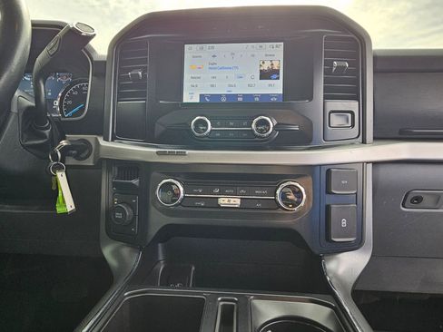Used 2022 Ford F150 XLT w/ Equipment Group 301A Mid image 10