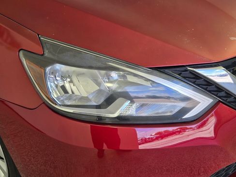 Used 2016 Nissan Sentra SV w/ Driver's Assist Package FWD image 9