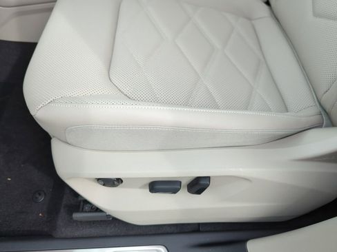 New 2026 Volkswagen Atlas SE image 30