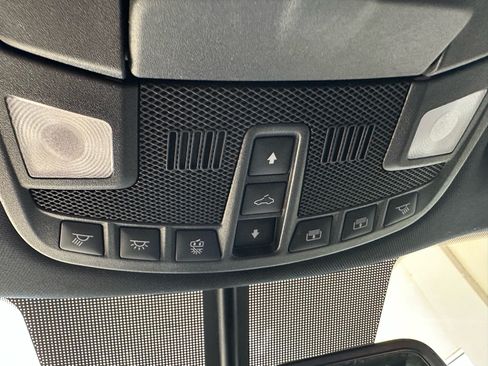 Certified 2019 Ford Expedition XLT w/ Equipment Group 202A AWD/4WD image 47