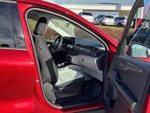 Used 2025 Ford Escape Active w/ Cold Weather Package image 11