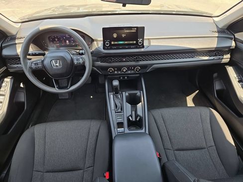Used 2025 Honda Accord LX image 19