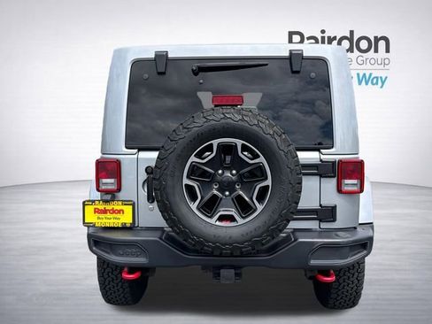 Used 2015 Jeep Wrangler Unlimited Rubicon AWD/4WD image 5