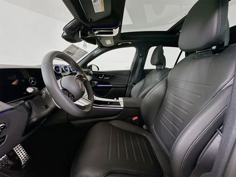 New 2026 Mercedes-Benz GLC 300 image 23