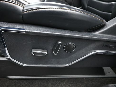 Used 2022 Ford F150 Platinum w/ Equipment Group 701A High image 10