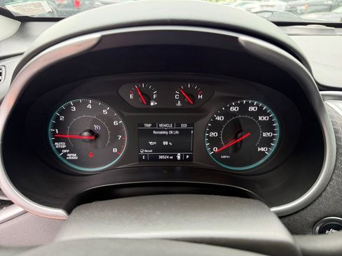 Used 2024 Chevrolet Malibu RS FWD image 16