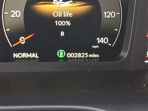 Certified 2025 Acura ADX A-Spec image 20