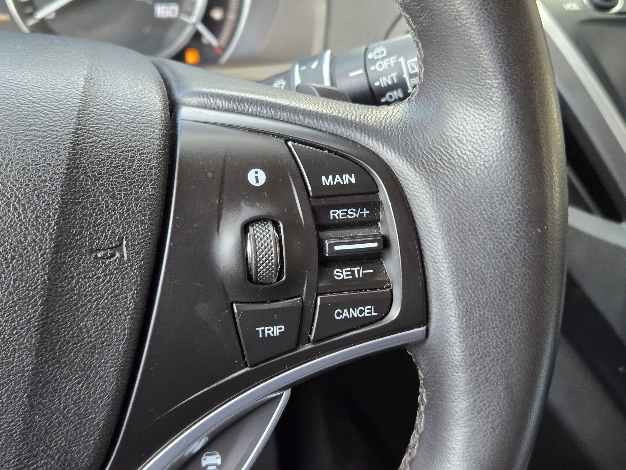 Used 2016 Acura MDX w/ Advance & Entertainment Pkg FWD image 31