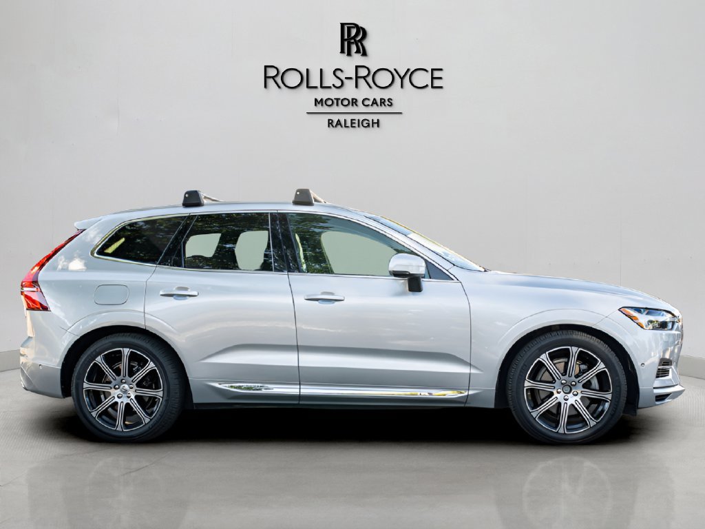 Used 2018 Volvo XC60 T8 Inscription w/ Luxury Seat Package AWD/4WD image 4