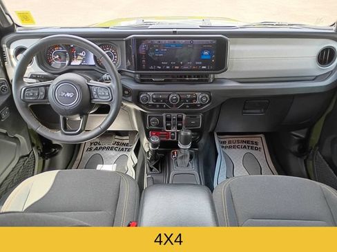 Used 2024 Jeep Wrangler Unlimited Sport AWD/4WD image 9