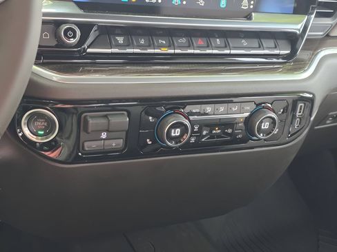 New 2026 Chevrolet Silverado 2500 LT w/ Texas Edition AWD/4WD image 24