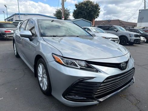 Used 2024 Toyota Camry LE FWD image 3