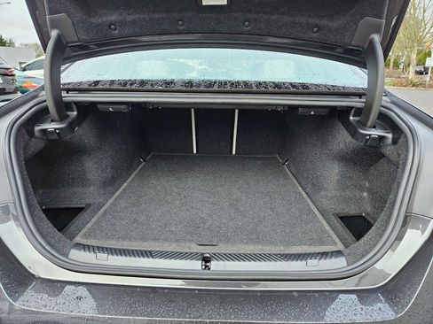 Used 2024 BMW 530i xDrive w/ Convenience Package image 36