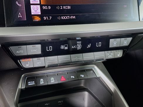 Used 2023 Audi A3 2.0T Premium image 21