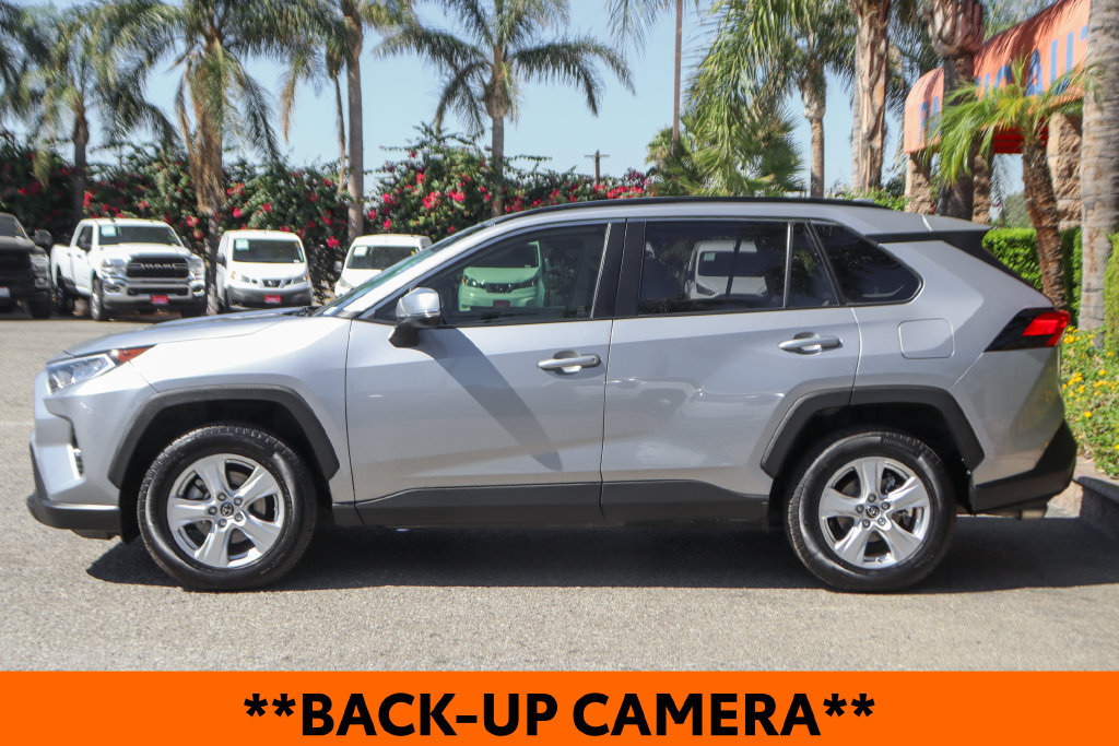 Used 2019 Toyota RAV4 XLE FWD image 5