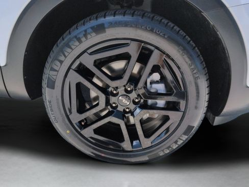 Certified 2024 Kia Telluride SX X-Line AWD/4WD image 13