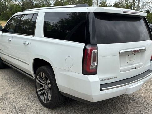 Used 2019 GMC Yukon XL Denali w/ Denali Ultimate Package image 7
