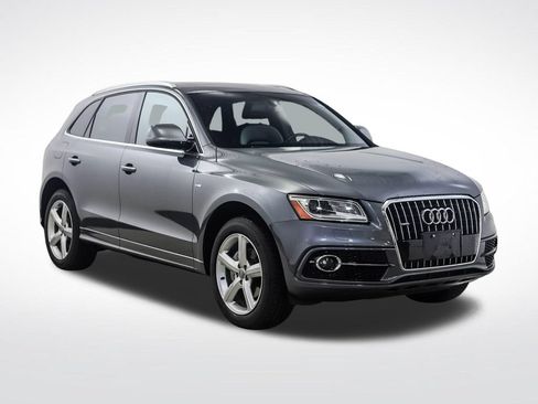 Used 2017 Audi Q5 2.0T Premium Plus w/ Technology Package AWD/4WD image 7