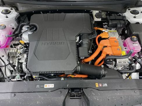 New 2025 Hyundai Elantra SEL image 34