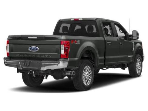 Used 2019 Ford F250 Lariat w/ Lariat Ultimate Package AWD/4WD image 2