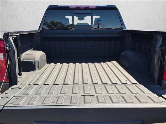 Used 2024 Chevrolet Silverado 1500 ZR2 w/ Technology Package AWD/4WD image 10