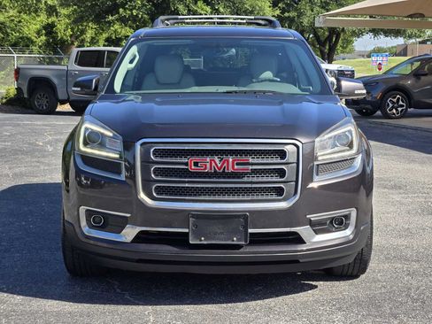 Used 2016 GMC Acadia SLT FWD image 2