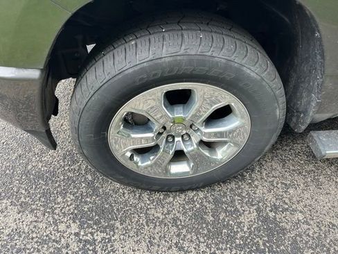 Used 2019 RAM 1500 Big Horn AWD/4WD image 11