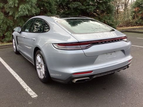 Used 2021 Porsche Panamera image 10