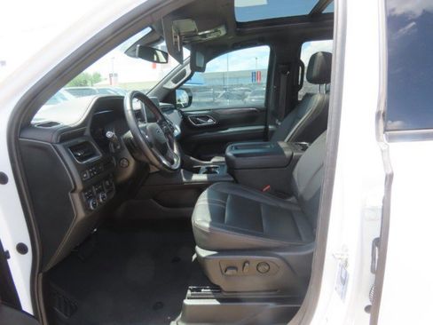 Used 2022 Chevrolet Tahoe RST w/ Sport Performance Package AWD/4WD image 25