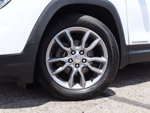 Used 2022 GMC Terrain SLT AWD/4WD image 5