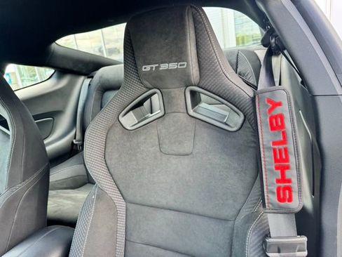 Used 2018 Ford Mustang Shelby GT350 w/ Electronics Package RWD image 41