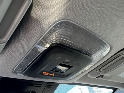 New 2026 Toyota Prius LE image 22