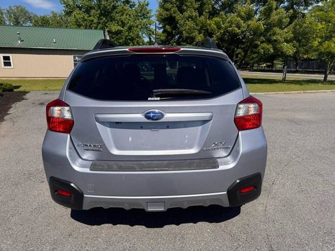 Used 2015 Subaru Crosstrek 2.0i Premium w/ Moonroof Package AWD/4WD image 5