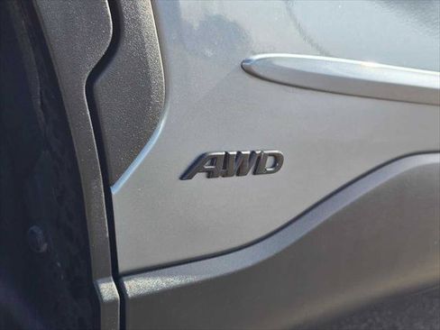 Used 2024 Toyota Corolla Cross AWD Hybrid image 13