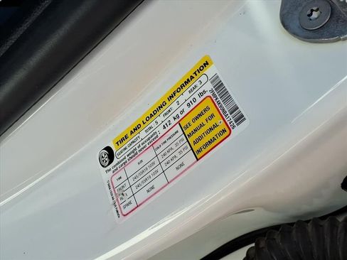 Used 2022 Ford Edge Titanium image 38