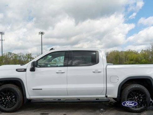 Used 2025 GMC Sierra 1500 Elevation AWD/4WD image 9