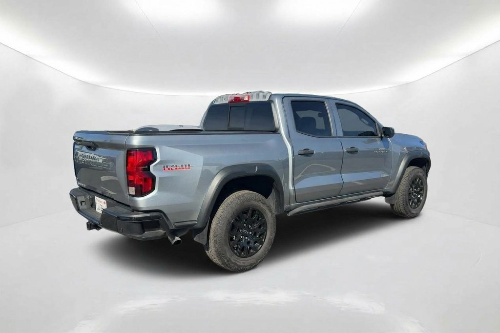 Used 2025 Chevrolet Colorado Trail Boss AWD/4WD image 6
