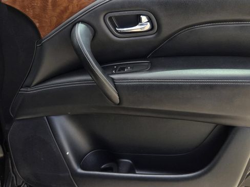 Used 2018 INFINITI QX80 4WD image 8