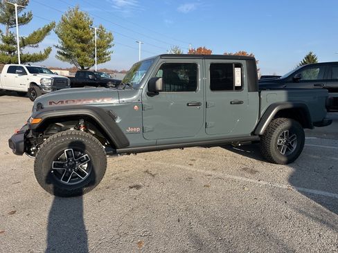 New 2026 Jeep Gladiator Mojave w/ Safety Group image 14