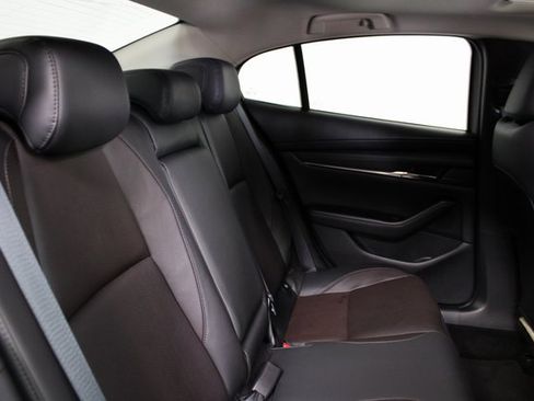 Used 2023 MAZDA MAZDA3 s image 11