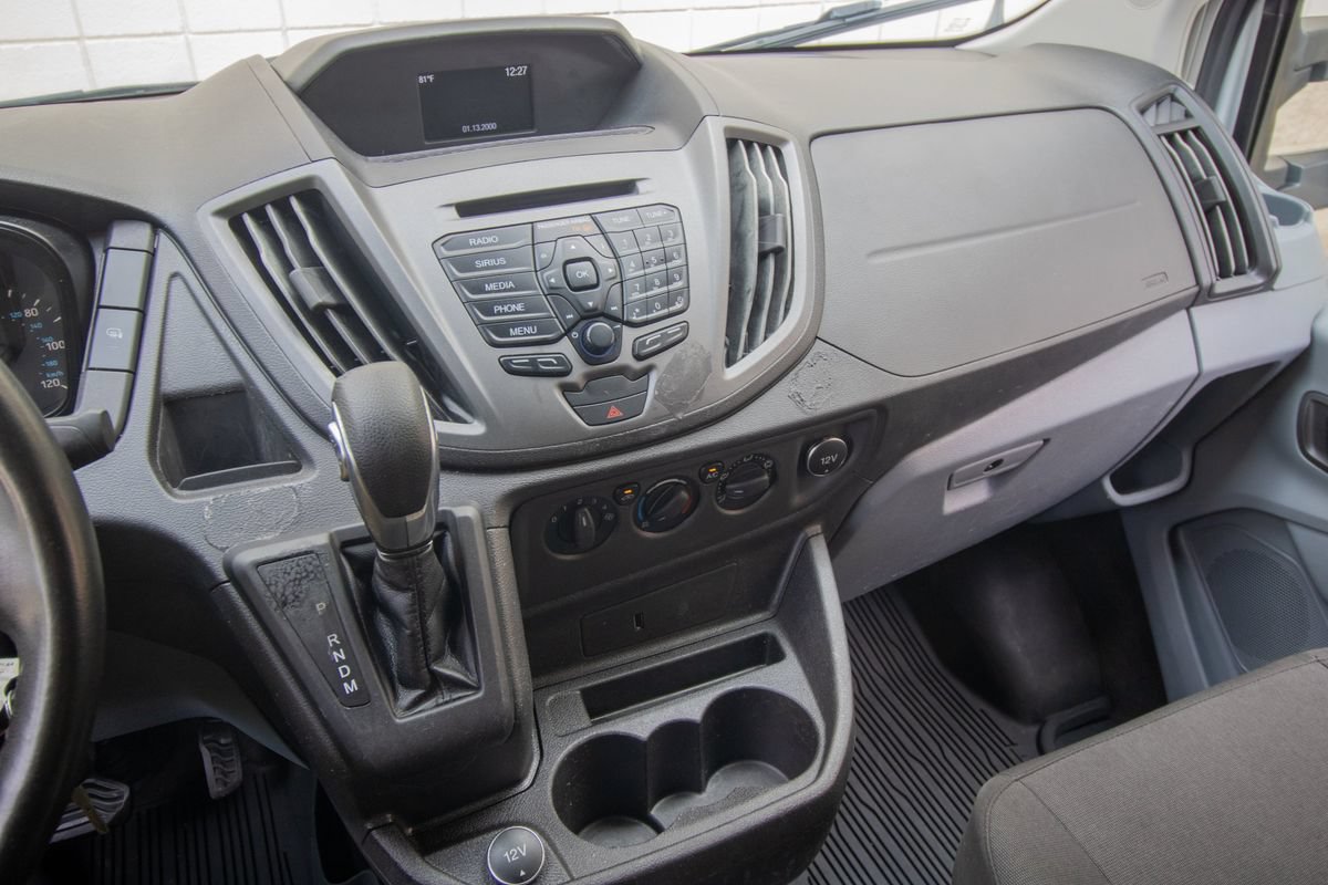 Used 2019 Ford Transit 250 130 Low Roof RWD image 21