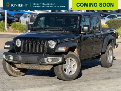 Used 2023 Jeep Gladiator Sport