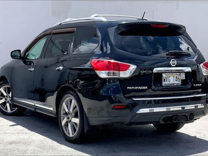 Used 2015 Nissan Pathfinder Platinum w/ Family Entertainment Package