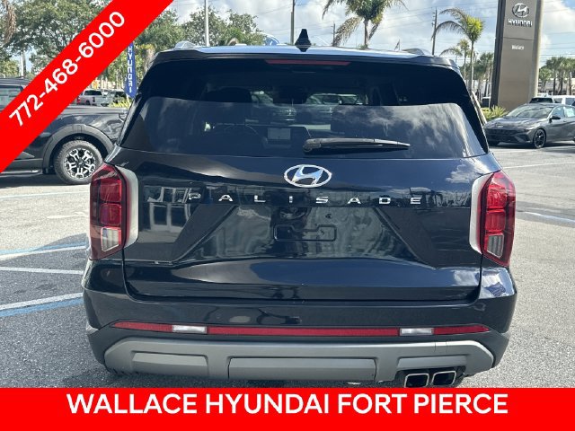 Used 2023 Hyundai Palisade SEL FWD image 7