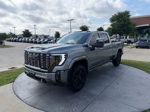 Used 2024 GMC Sierra 2500 Denali Ultimate w/ Max Trailering Package AWD/4WD image 3