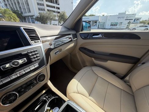 Used 2015 Mercedes-Benz ML 350 2WD image 17