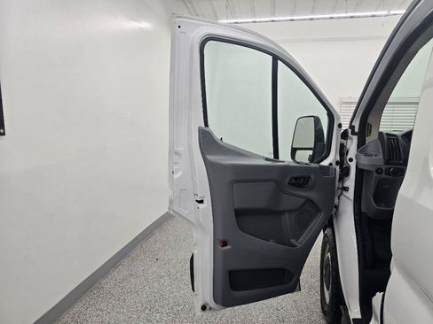 Used 2017 Ford Transit 150 148 Low Roof RWD image 24
