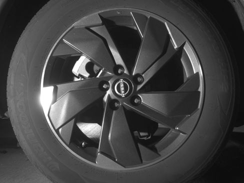 Used 2025 Nissan Rogue SV AWD/4WD image 15