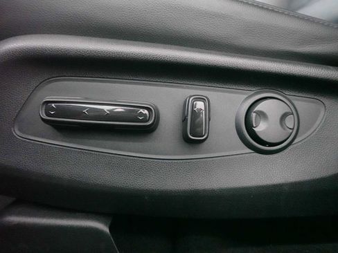 Used 2024 Honda CR-V EX-L image 14