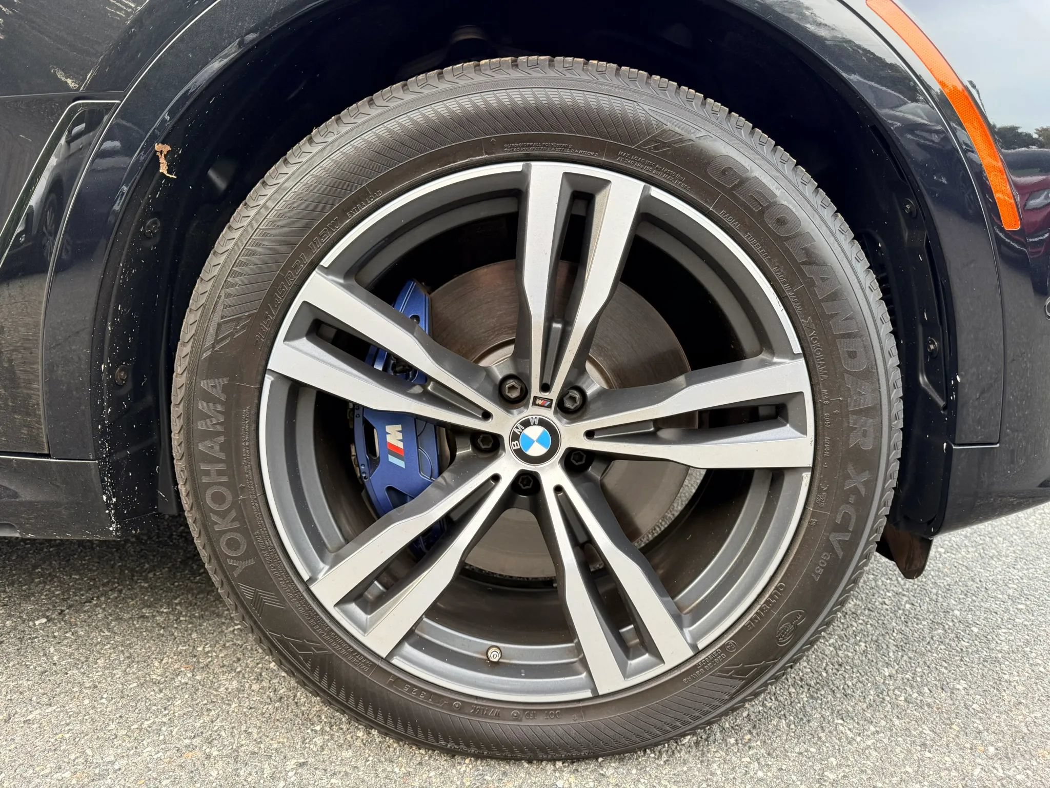 Used 2021 BMW X7 M50i AWD/4WD image 27